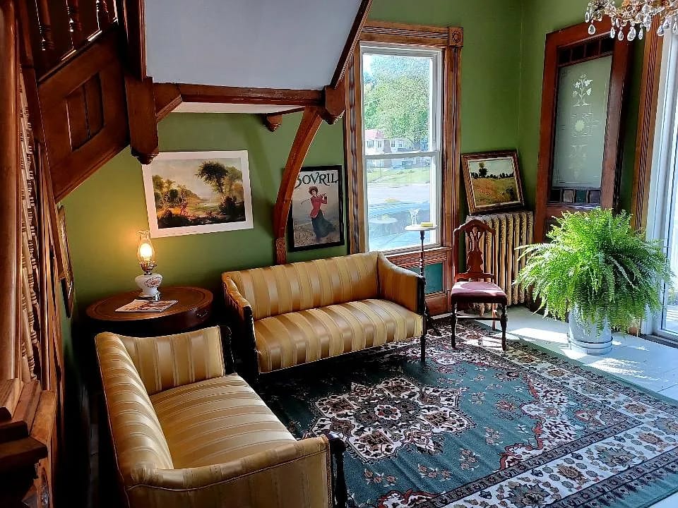 REGENT HILL ACCOUNTING & BOOKKEEPING